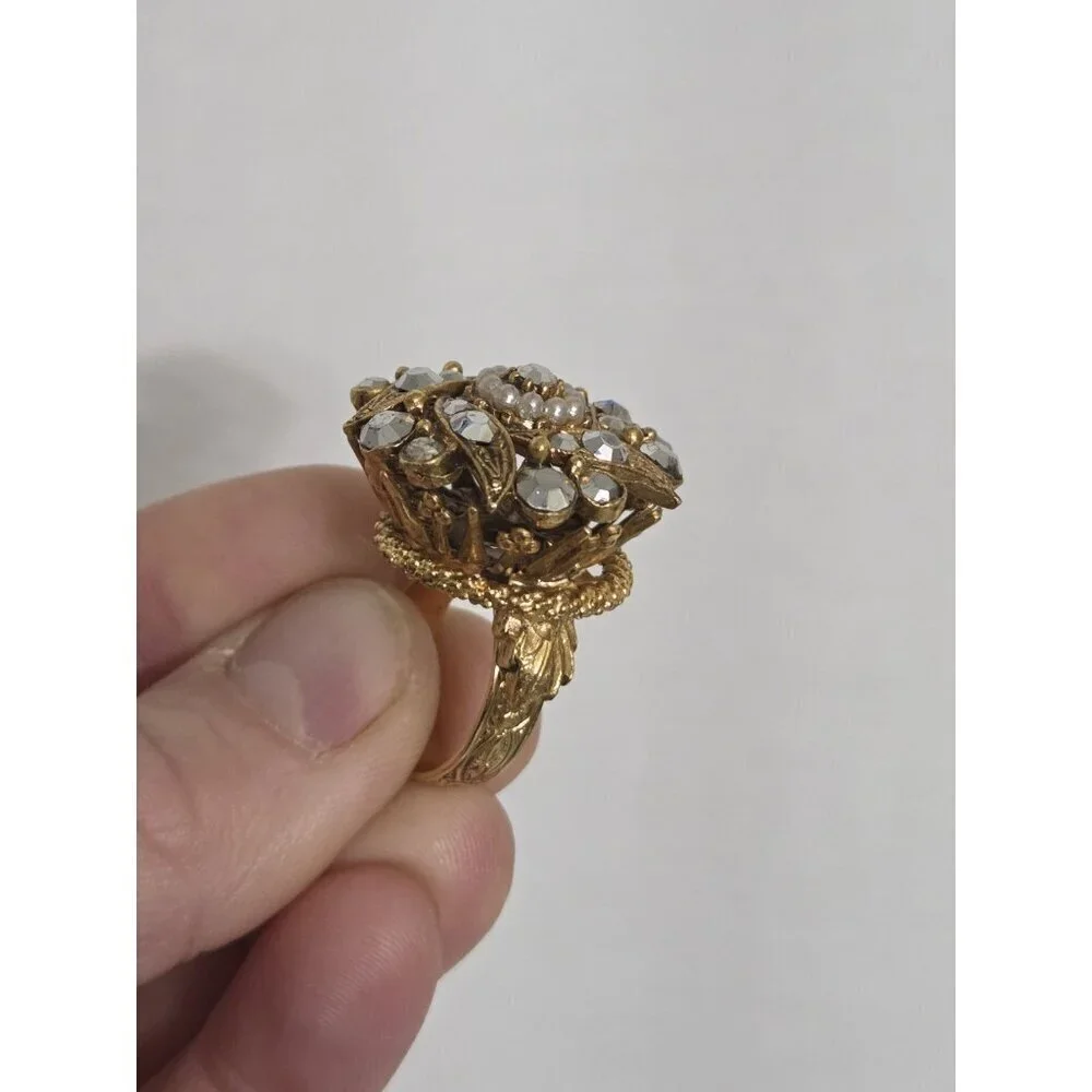 Vtg Florenza Ornate Gold Tone Rhinestone Faux Pearl Cocktail Ring Filigree